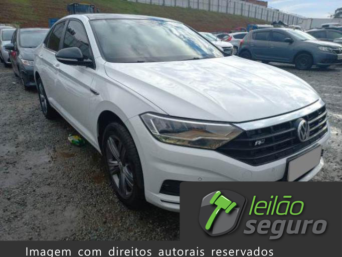 VOLKSWAGEN JETTA R-LINE 250 1.4